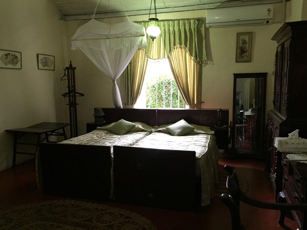 Lake Bungalow Kandy Quarto foto