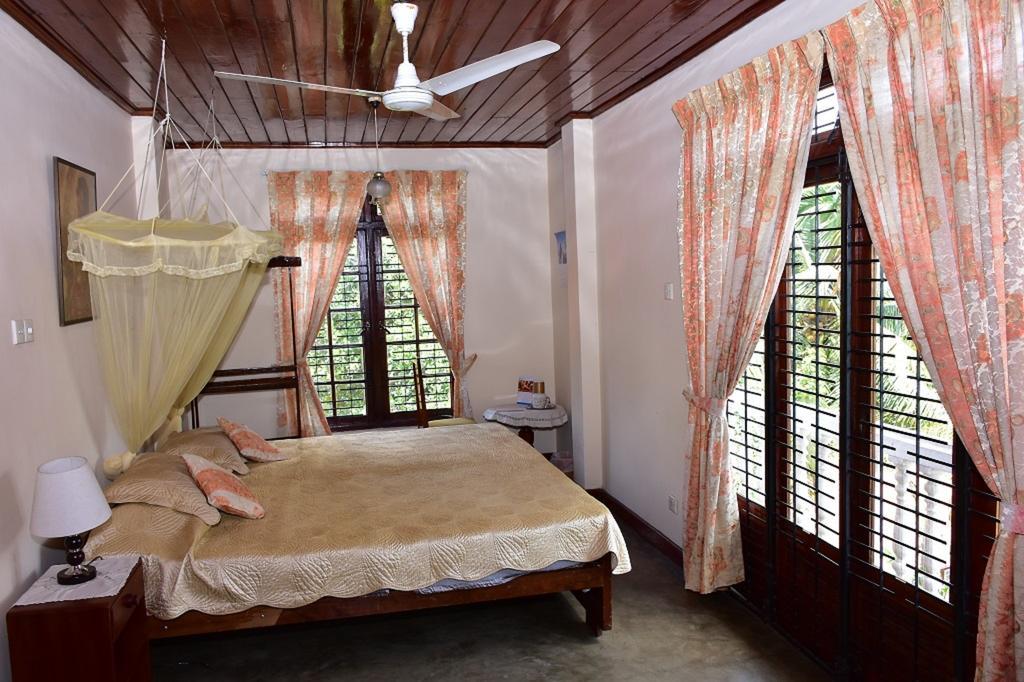 Lake Bungalow Kandy Exterior foto